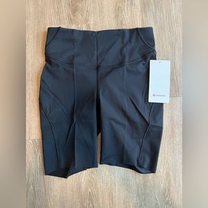 Lululemon base pace HR short 8”